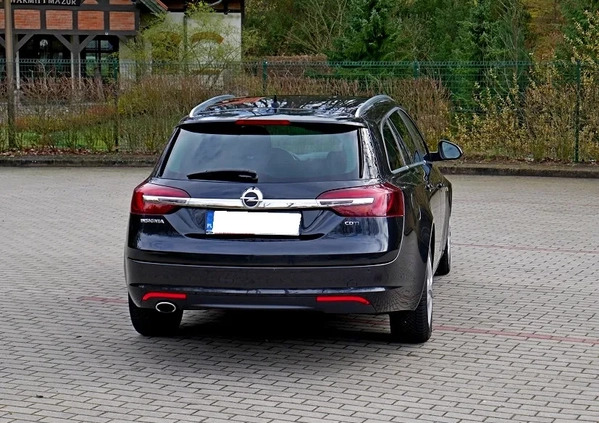 Opel Insignia cena 37990 przebieg: 176000, rok produkcji 2015 z Olsztyn małe 529